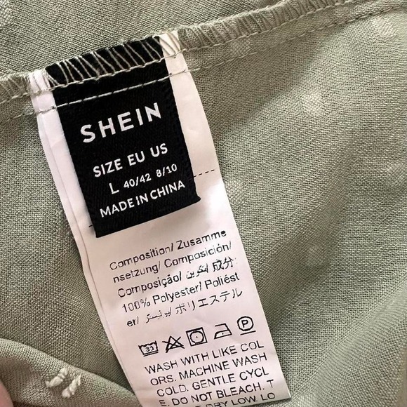 sage green swiss dot wrap crop top size L - Picture 5 of 8